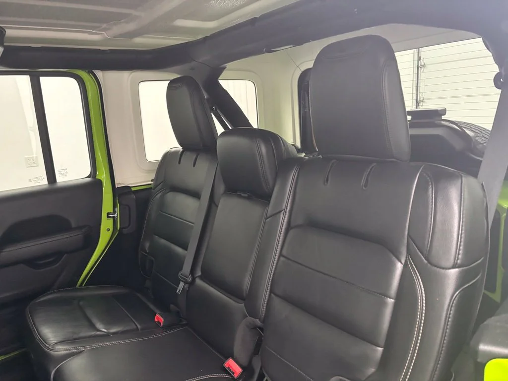 Used 2021 Green Jeep Unlimited Sahara image 41
