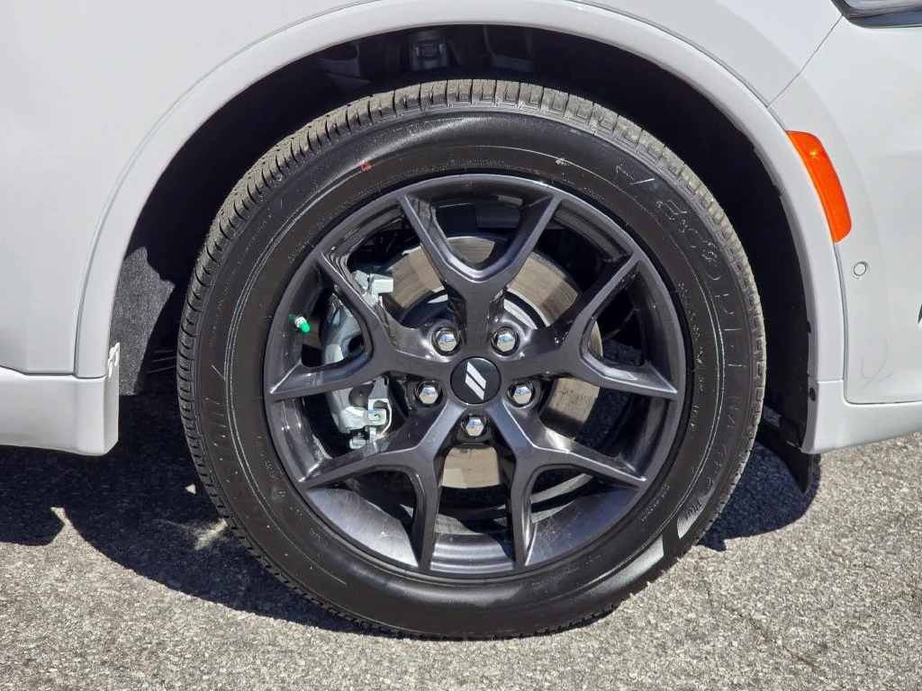 New 2027 White/off-white Dodge GT HEMI image 15