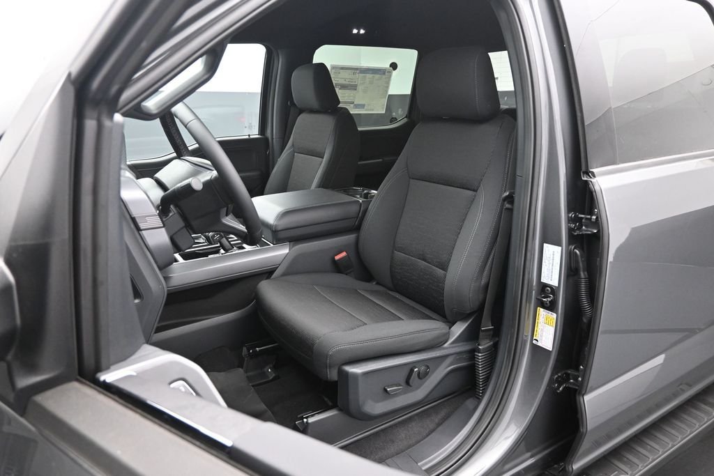 New 2026 Gray Ford XLT image 8