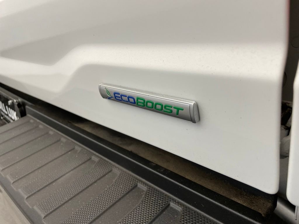 Used 2021 White Ford XLT image 8