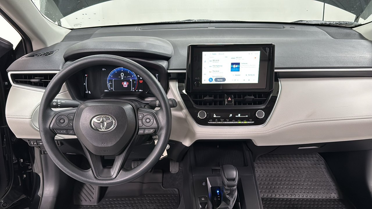 2026 Toyota Corolla Cross L - Photo 9
