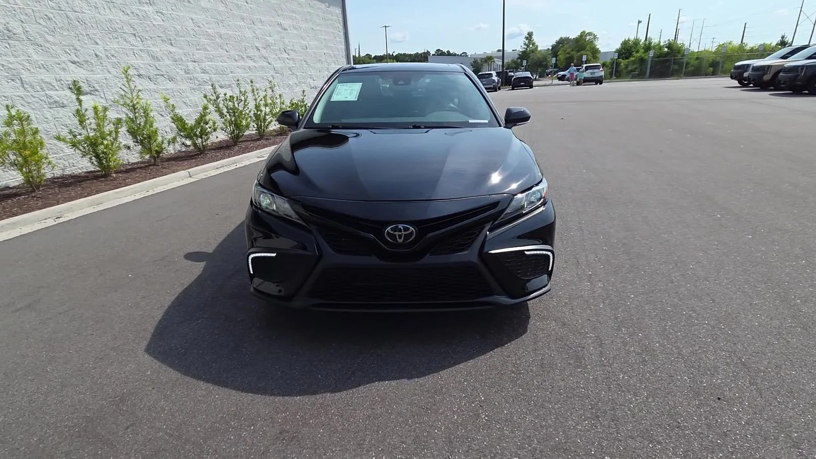 Used 2022 Midnight Black Metallic Toyota SE image 6