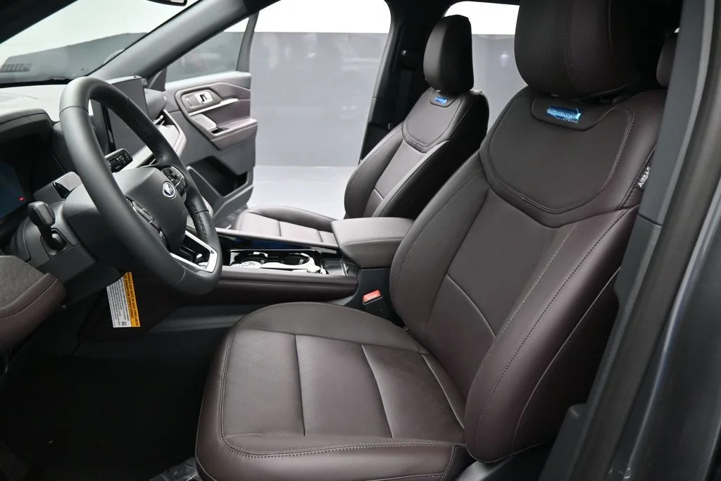 New 2026 Carbonized Gray Metallic Ford Platinum image 9