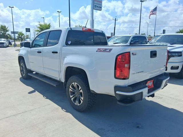 Used 2022 White Chevrolet Z71 image 5