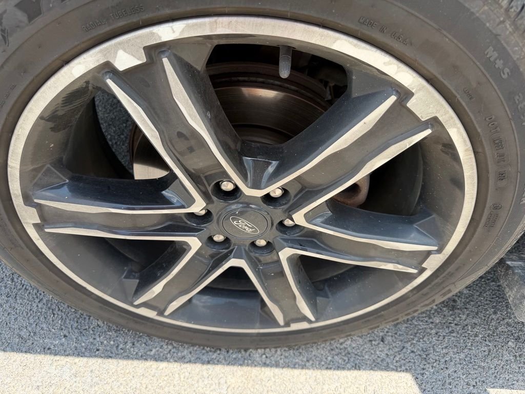 Used 2020 Red Ford Limited image 8
