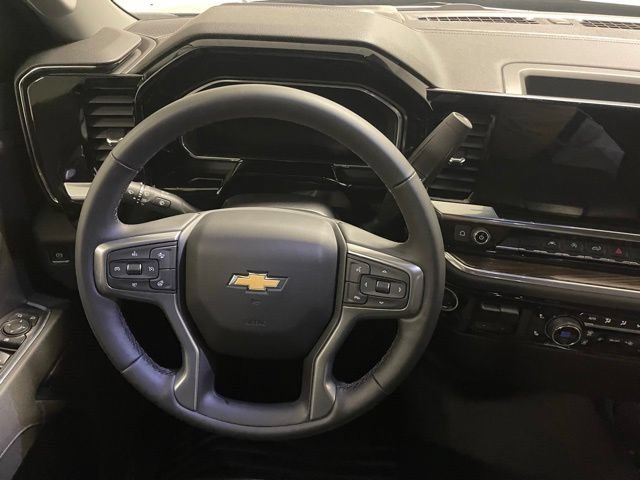 Used 2026 Sterling Gray Metallic Chevrolet LT image 17