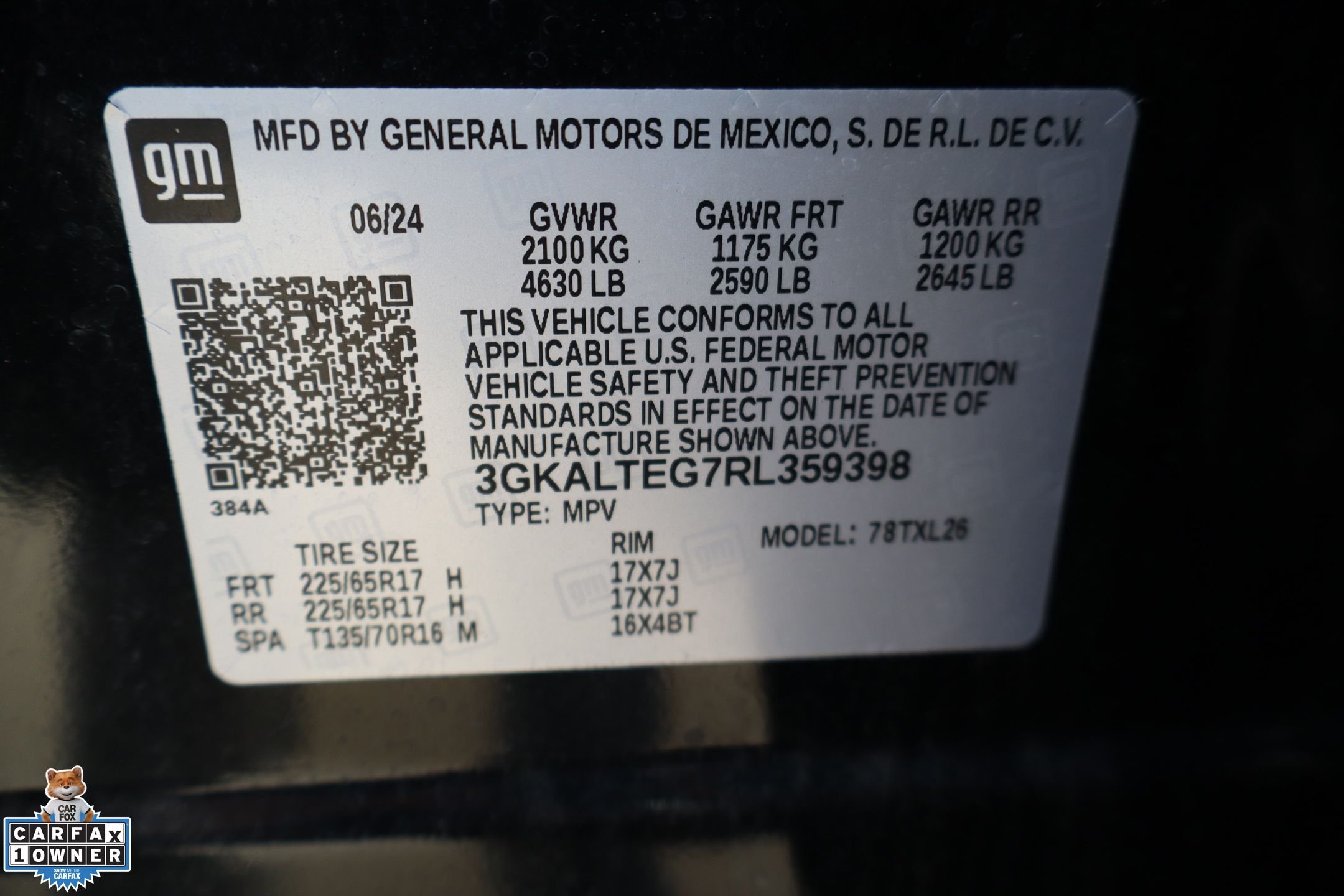 Used 2024 Ebony Twilight Metallic GMC SLE image 29