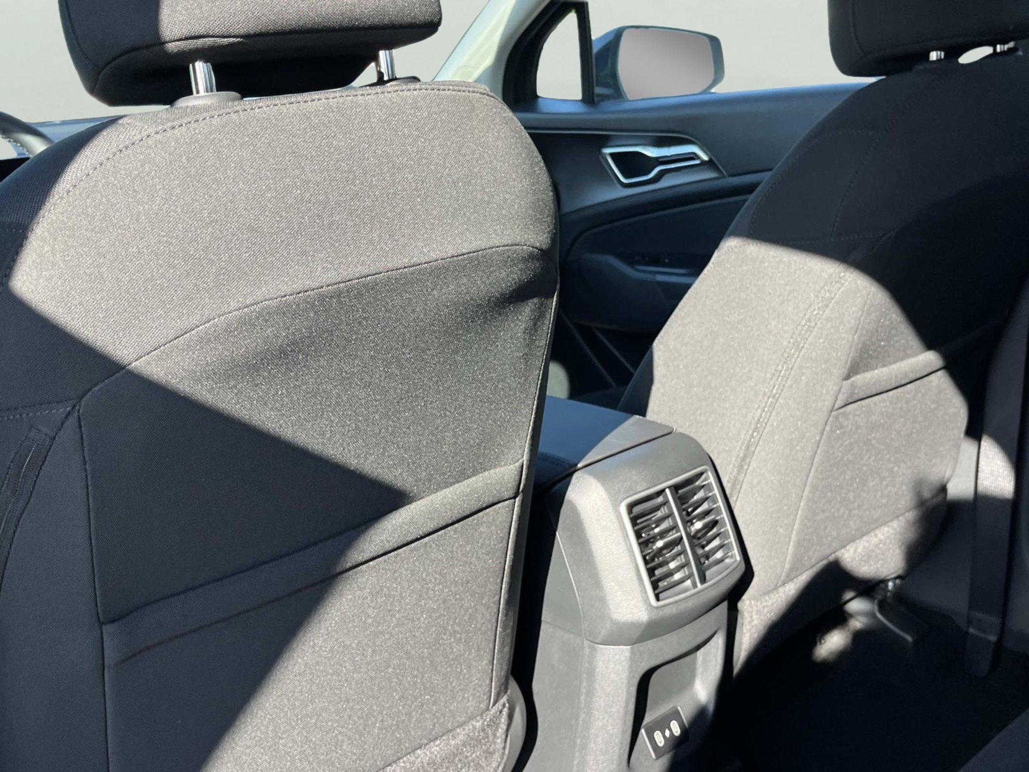 New 2027 Gravity Gray Kia LX image 18