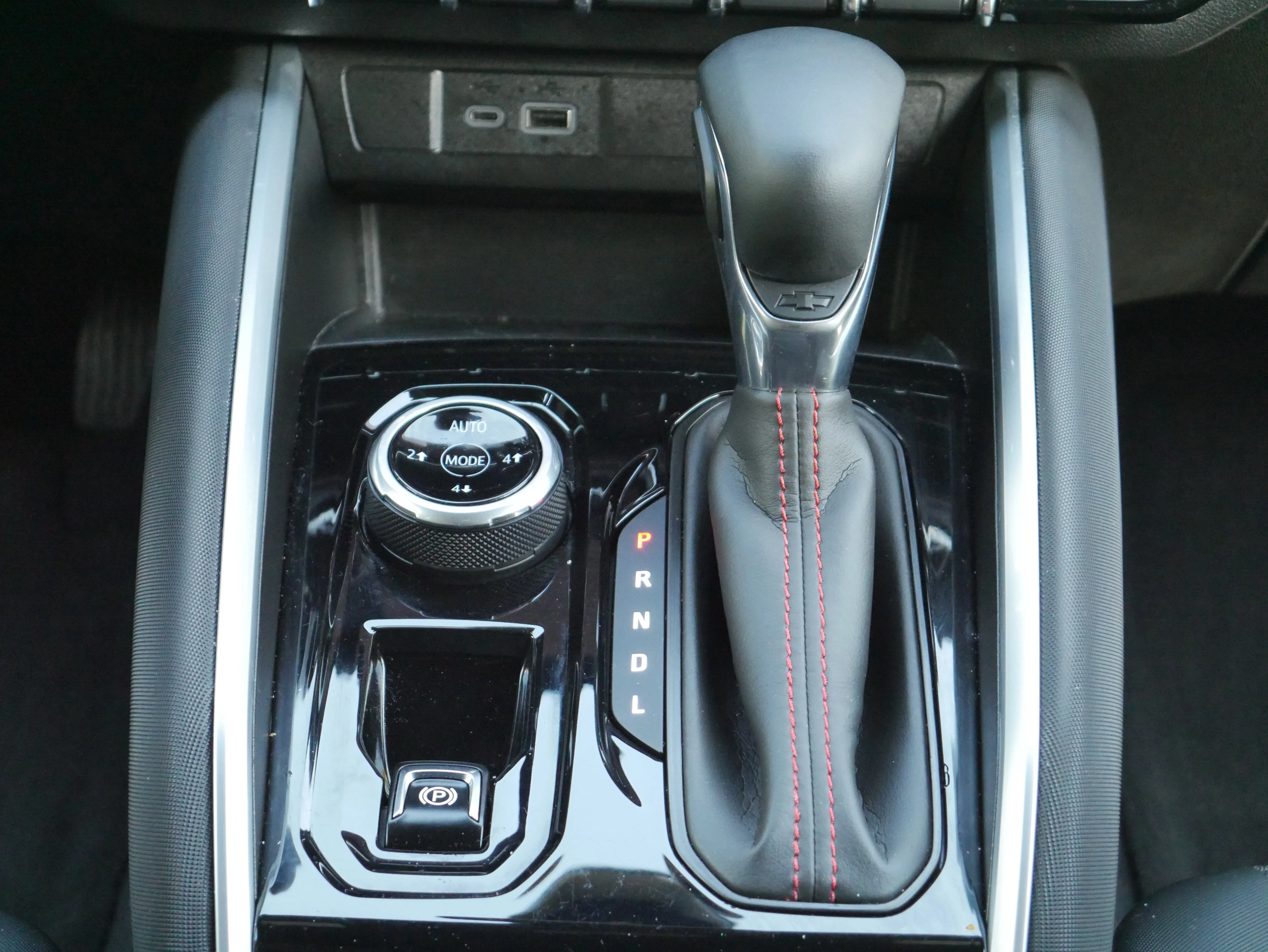 2023 Chevrolet Colorado Z71 - Photo 25