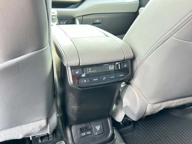Used 2022 Gray Toyota Platinum image 25