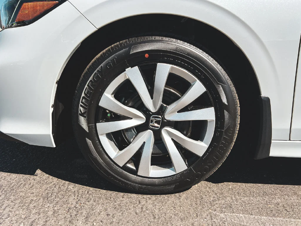 New 2026 Platinum White Pearl Honda LX image 9