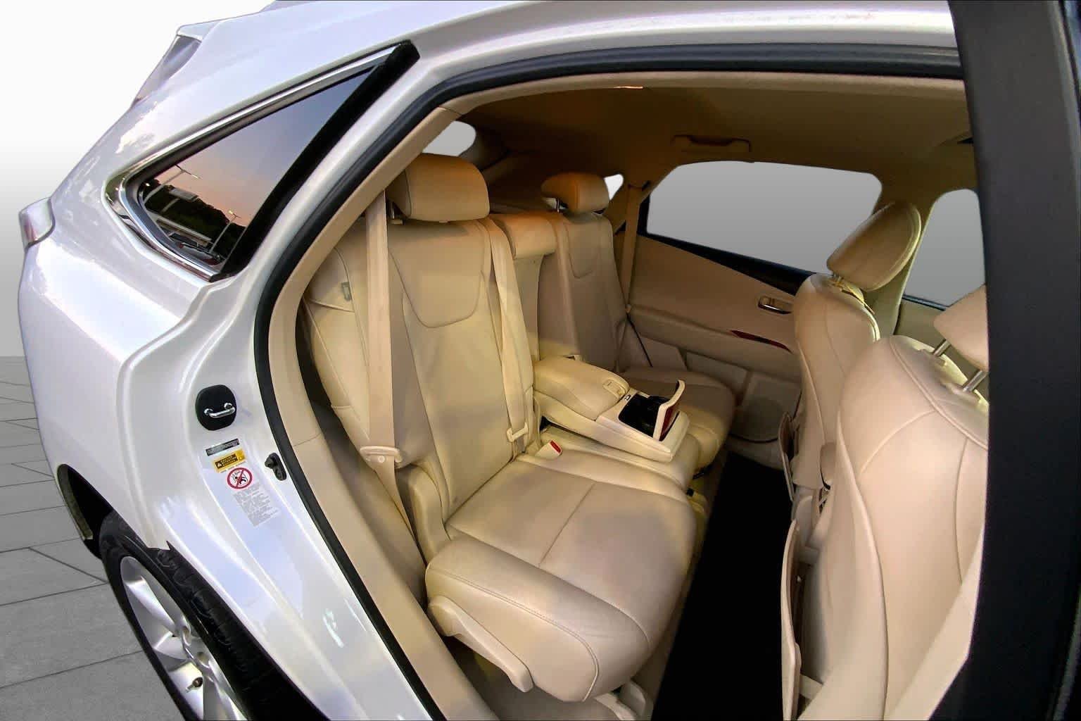 Used 2010 Starfire Pearl Lexus  image 17