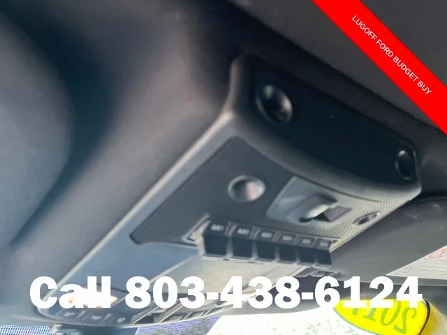 Used 2017  Ford Platinum image 33