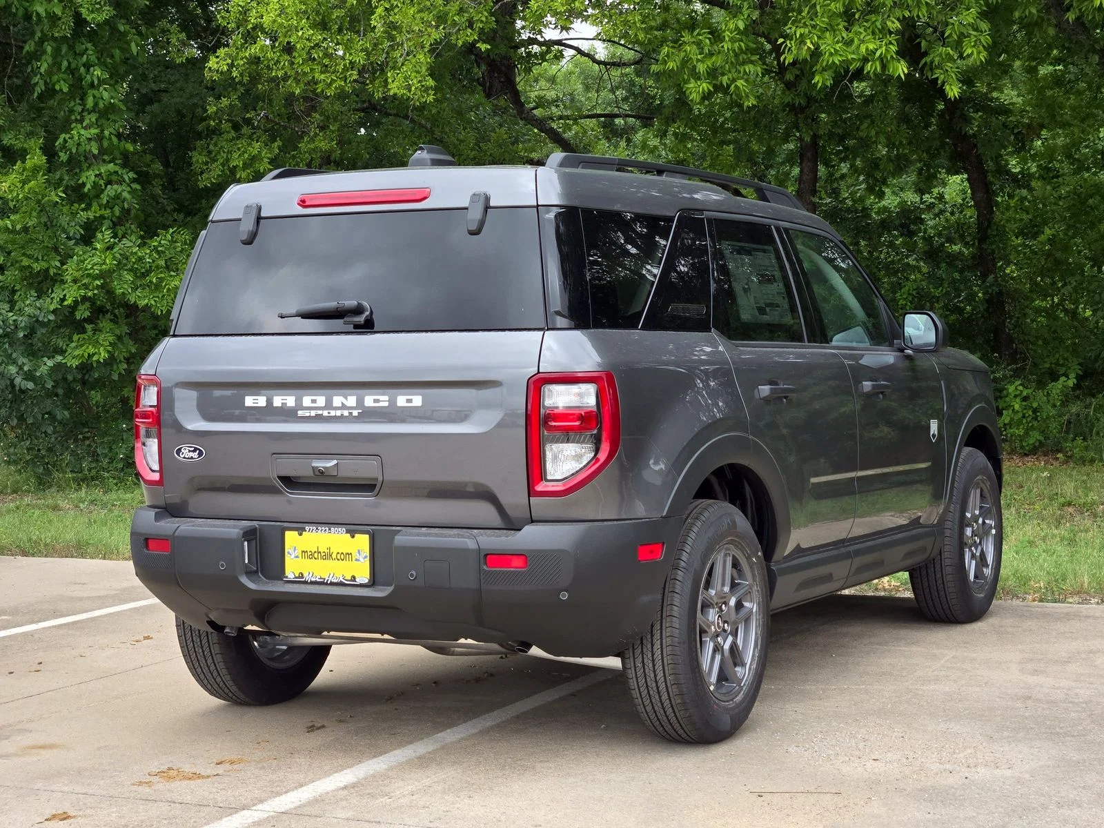 New 2026 Carbonized Gray Metallic Ford Big Bend® image 3