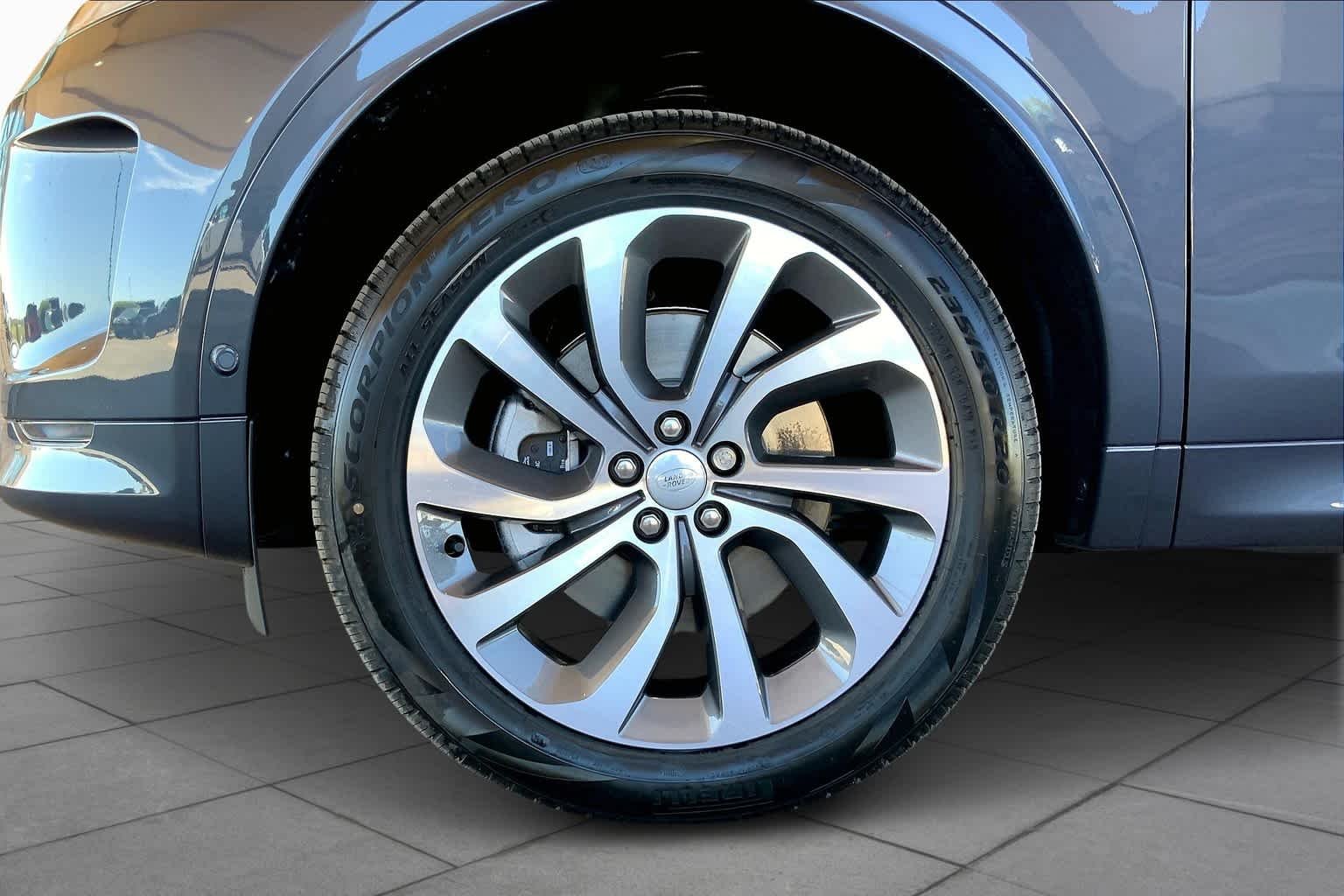 2025 Land Rover Discovery Sport S - Photo 11