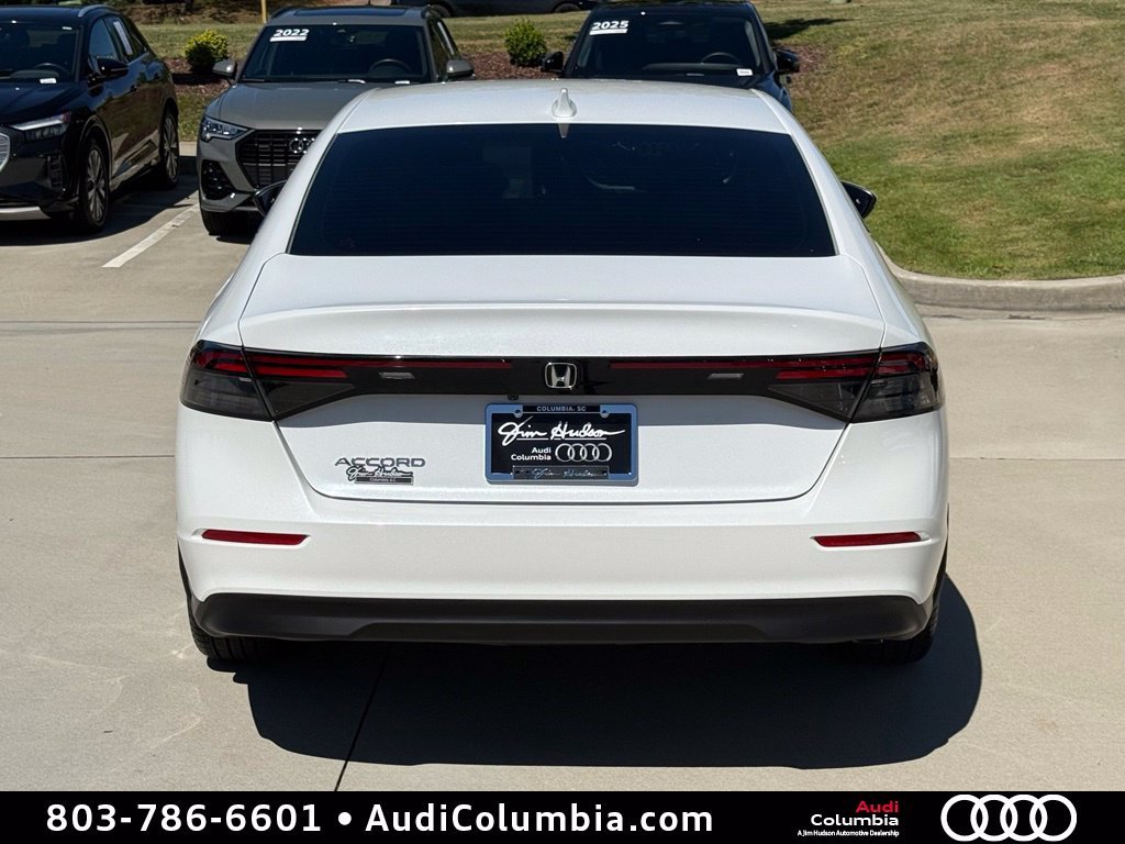 Used 2024  Honda EX image 12