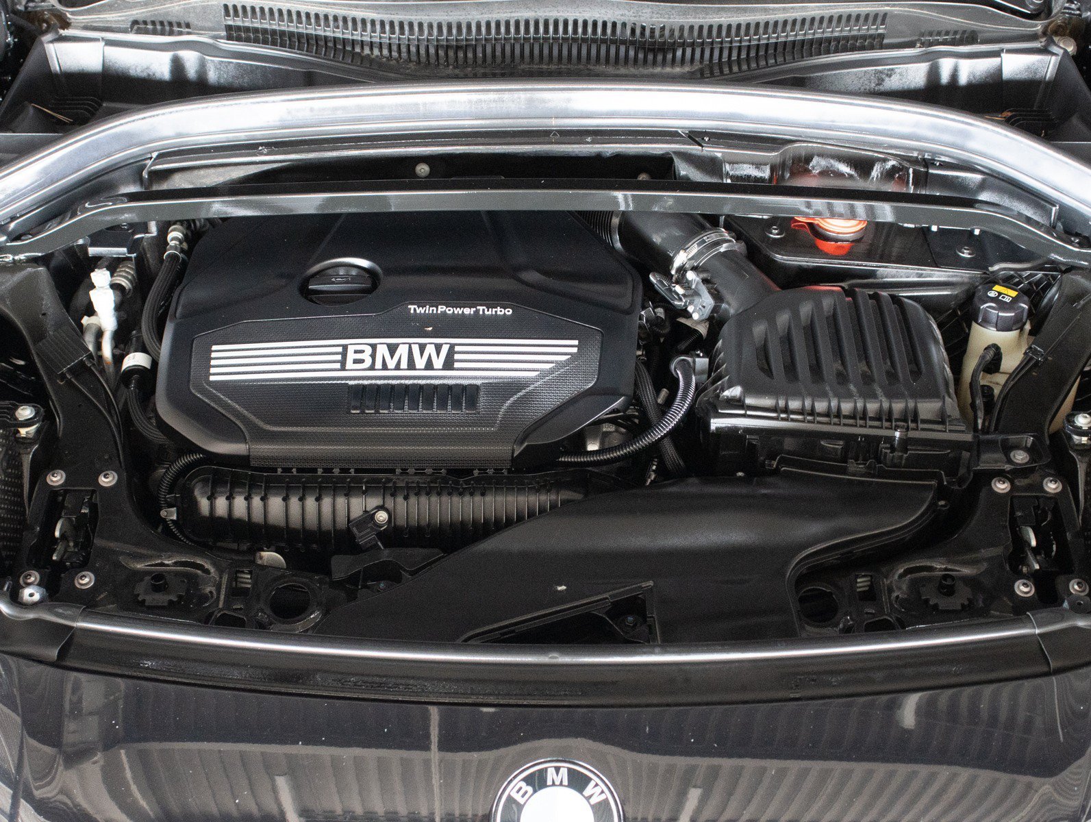 Used 2020 Jet Black BMW sDrive28i image 3