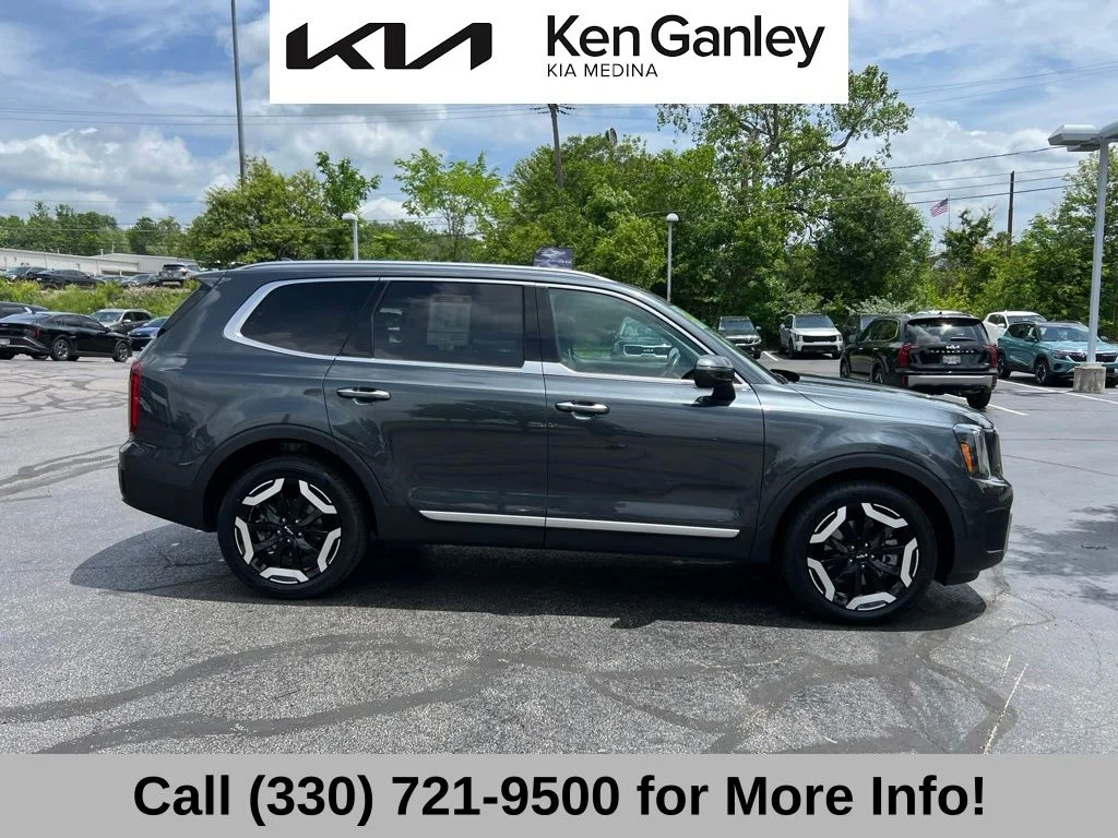 Certified Used 2024 Gray Kia S image 8