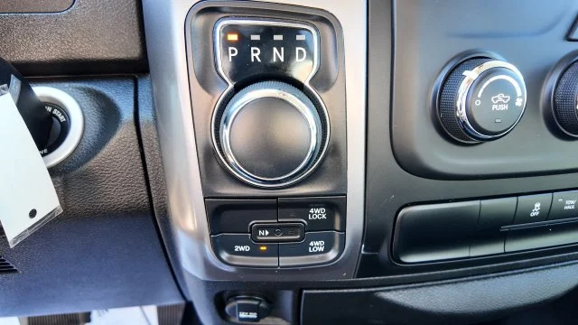 2024 RAM Ram 1500 Classic SLT - Photo 17