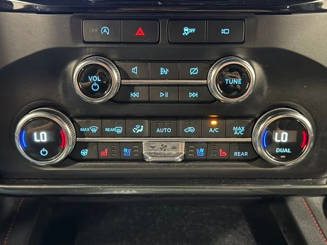 Used 2022 Black Ford Limited image 25