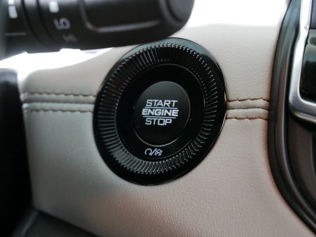 Certified Used 2023 Silver Jeep Limited image 28