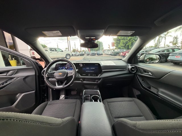 Used 2025 Black Chevrolet LT image 35