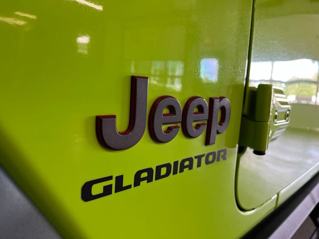 Used 2021 Limited Edition Gecko Clearcoat Jeep Rubicon image 12