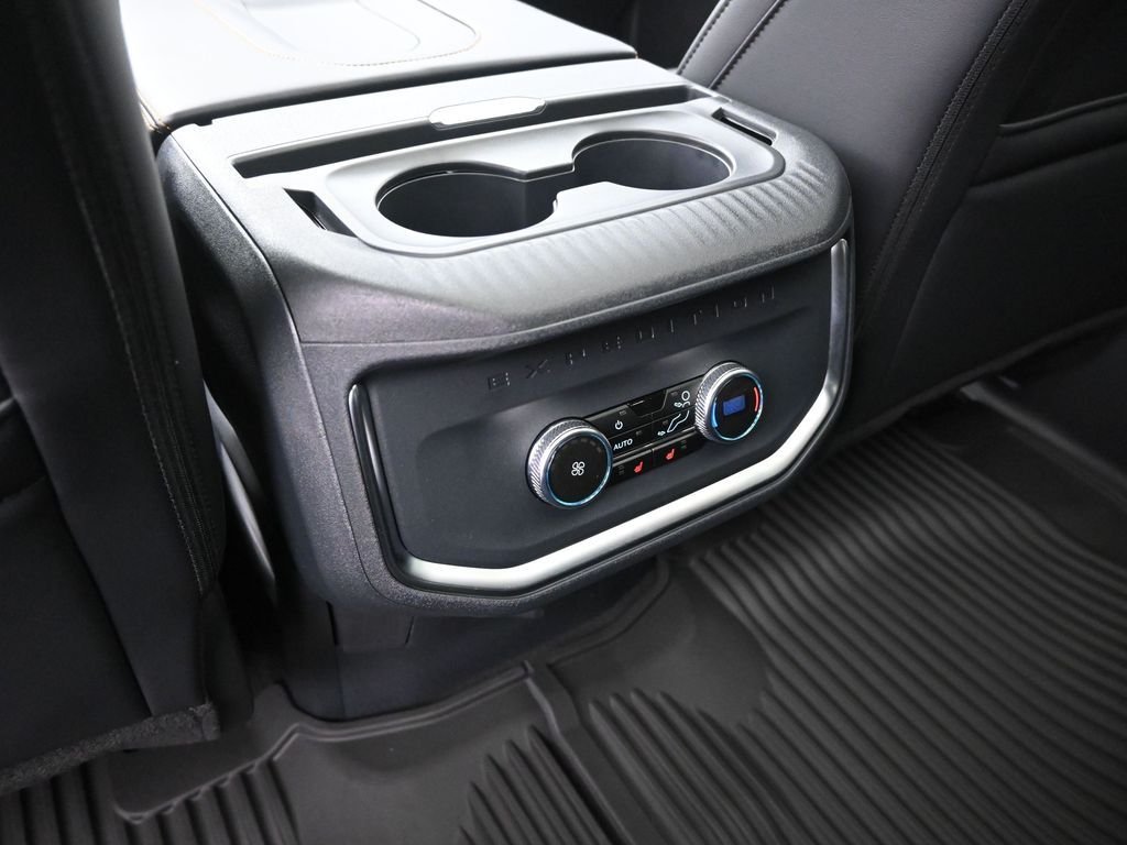 New 2026 Glacier Gray Metallic Tri-Coat Ford Tremor image 23