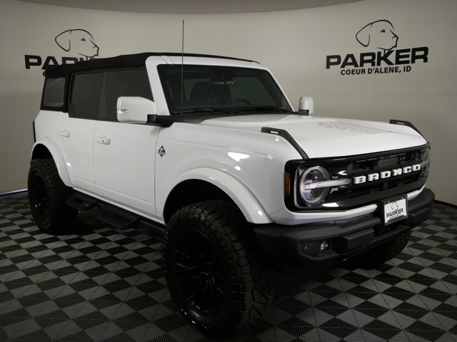 Used 2022 Oxford White Ford Outer Banks w/ Lux Pkg image 4
