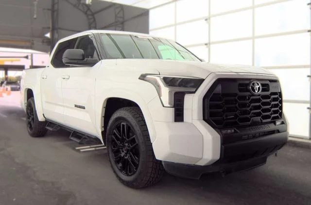 Used 2023 White Toyota SR5 image 5