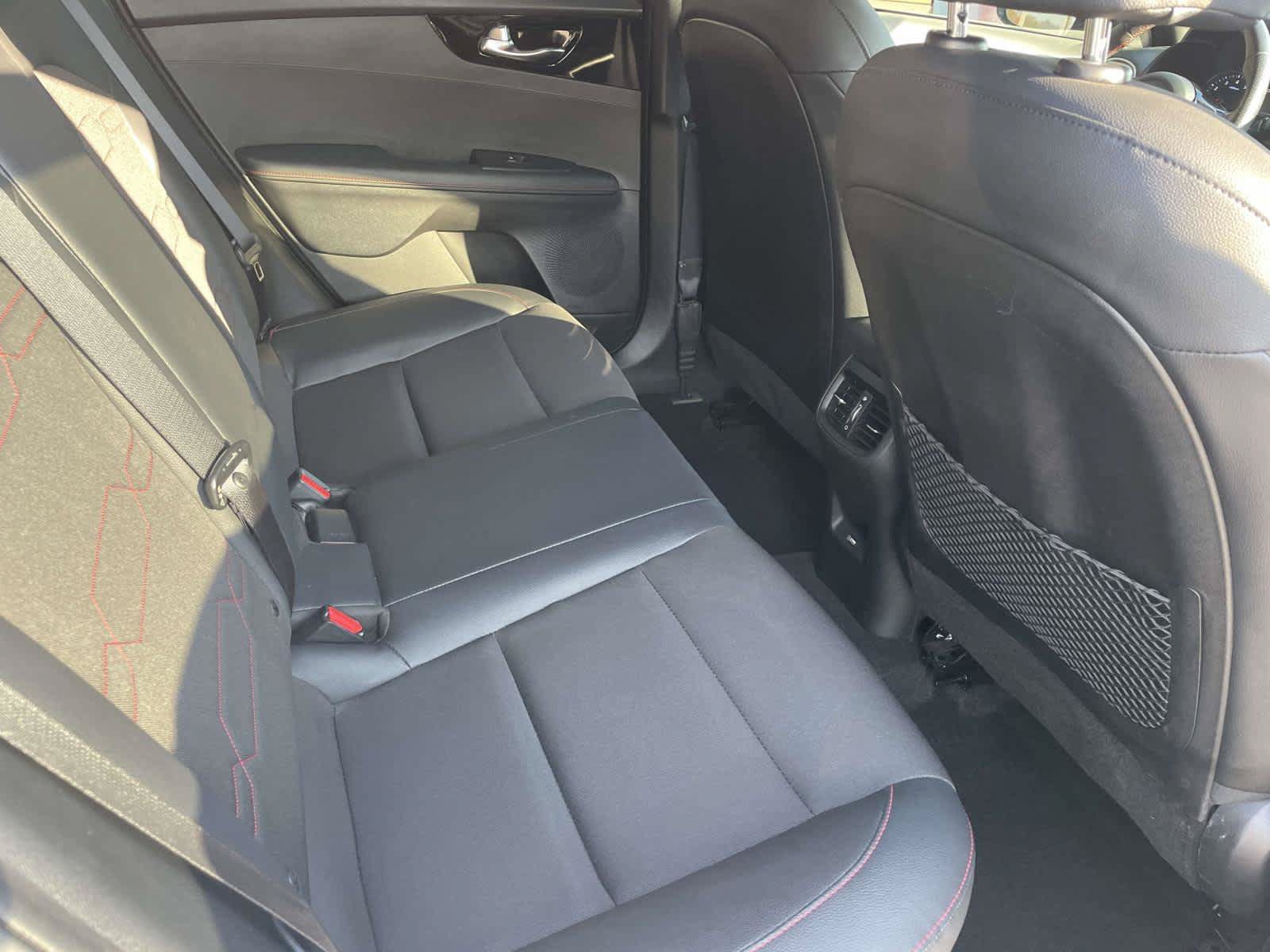 Used 2024 Snow White Pearl Kia GT image 24