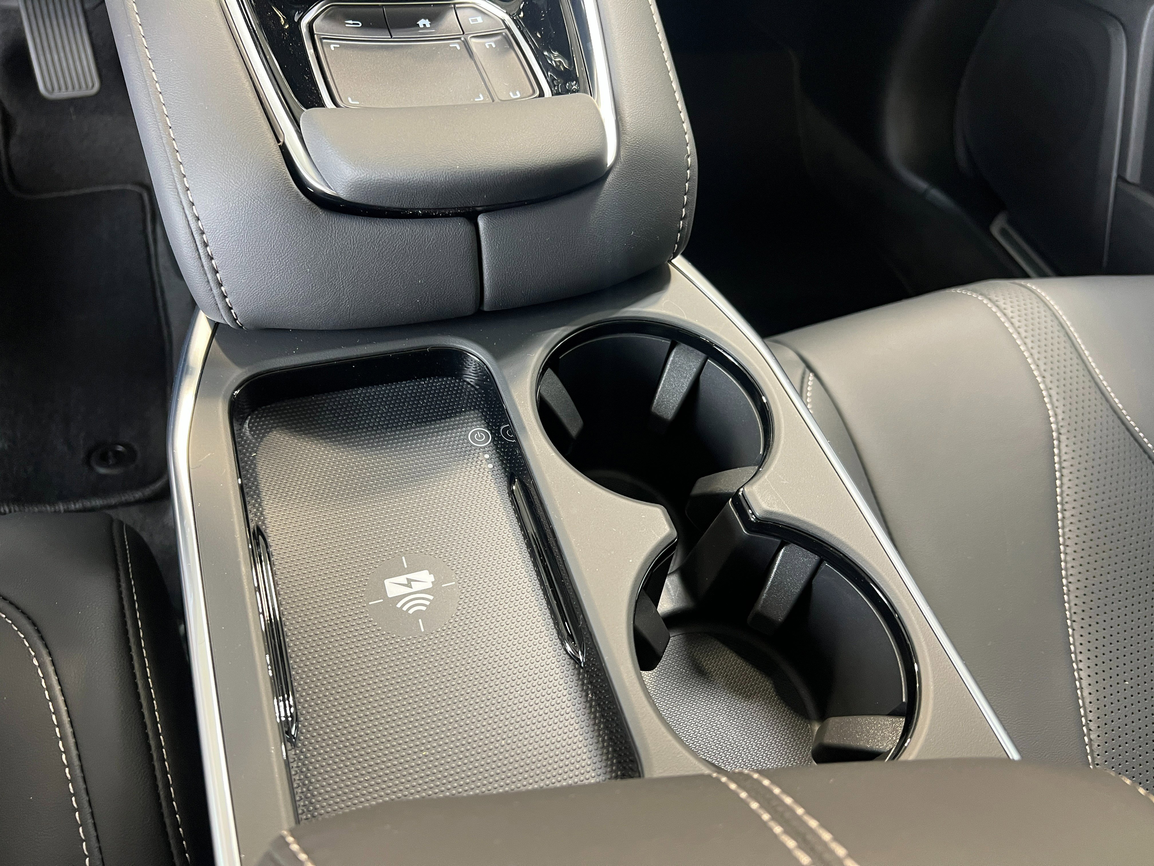 New 2026 Solar Silver Metallic Acura w/Technology Package image 20