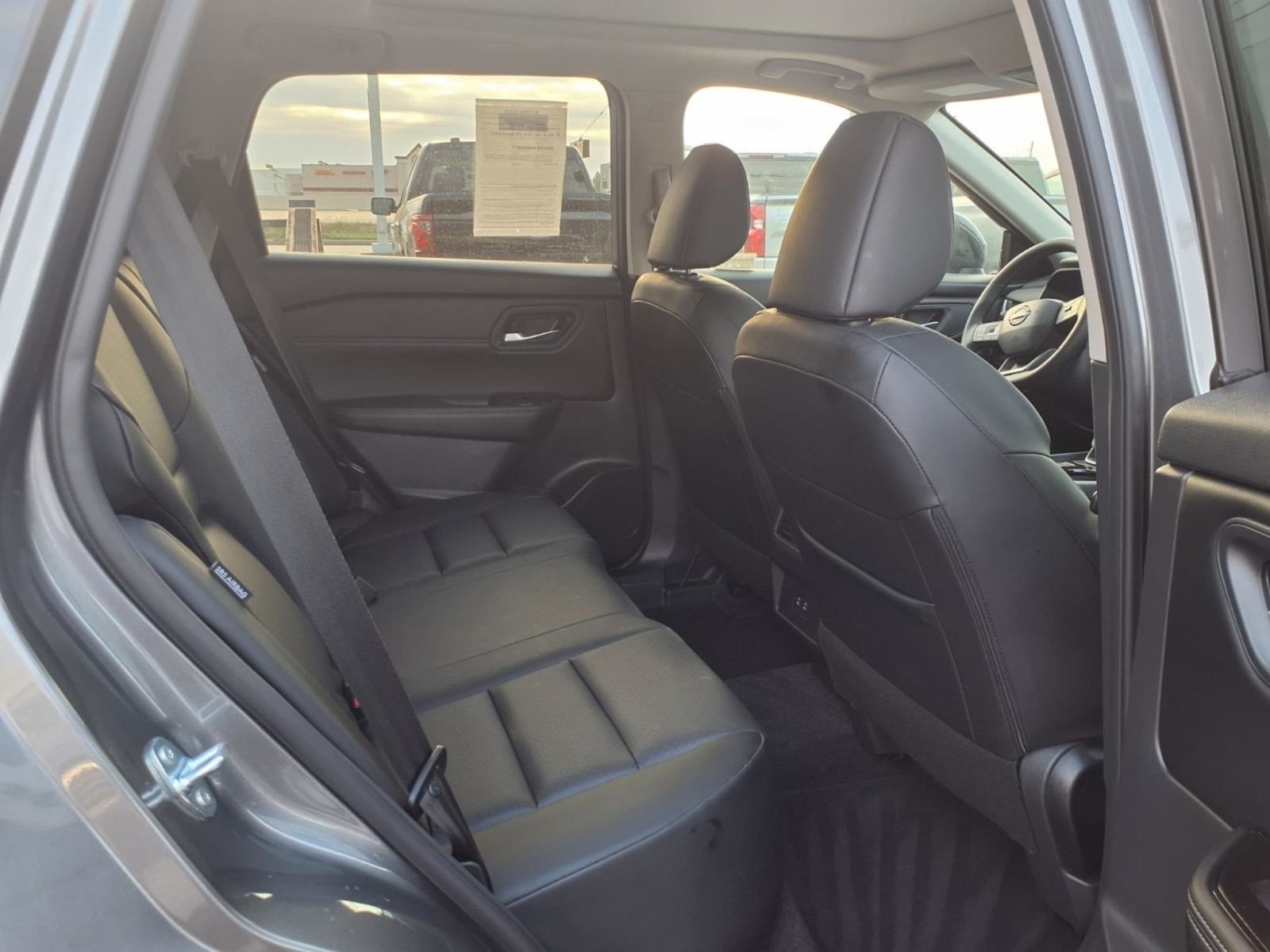 2026 Nissan Rogue photo 14 of 28
