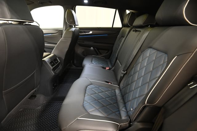 New 2026 Silver Volkswagen 2.0T SEL Premium R-Line image 9