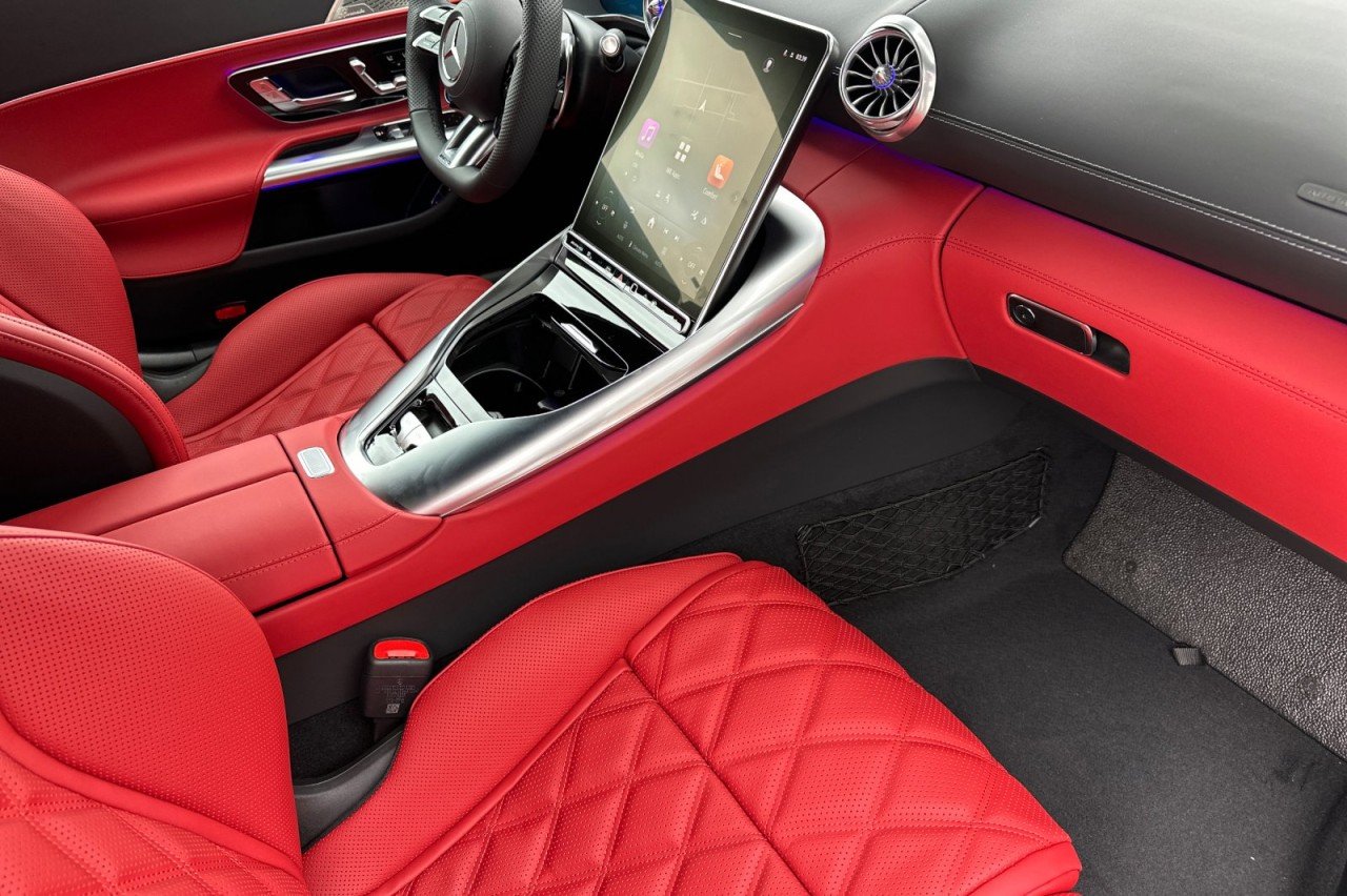 New 2026 MANUFAKTUR Alpine Grey Mercedes-Benz AMG® SL 55 Roadster image 13