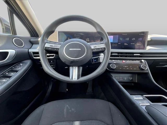 Used 2025 Blue Hyundai SEL image 10