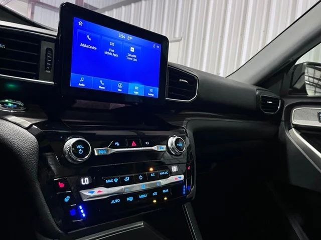 Used 2021 Black Ford Limited image 18