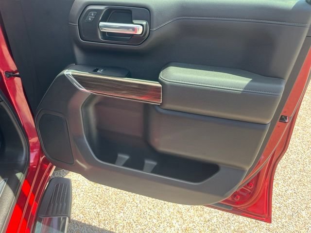 Used 2021 CHERRY RED TINTCOAT Chevrolet LT image 27