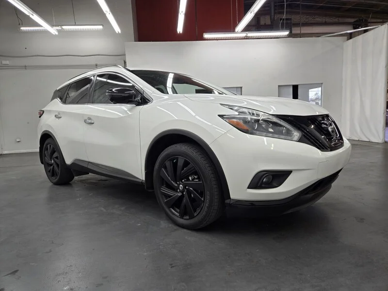 Used 2018 Pearl White Nissan SL image 4