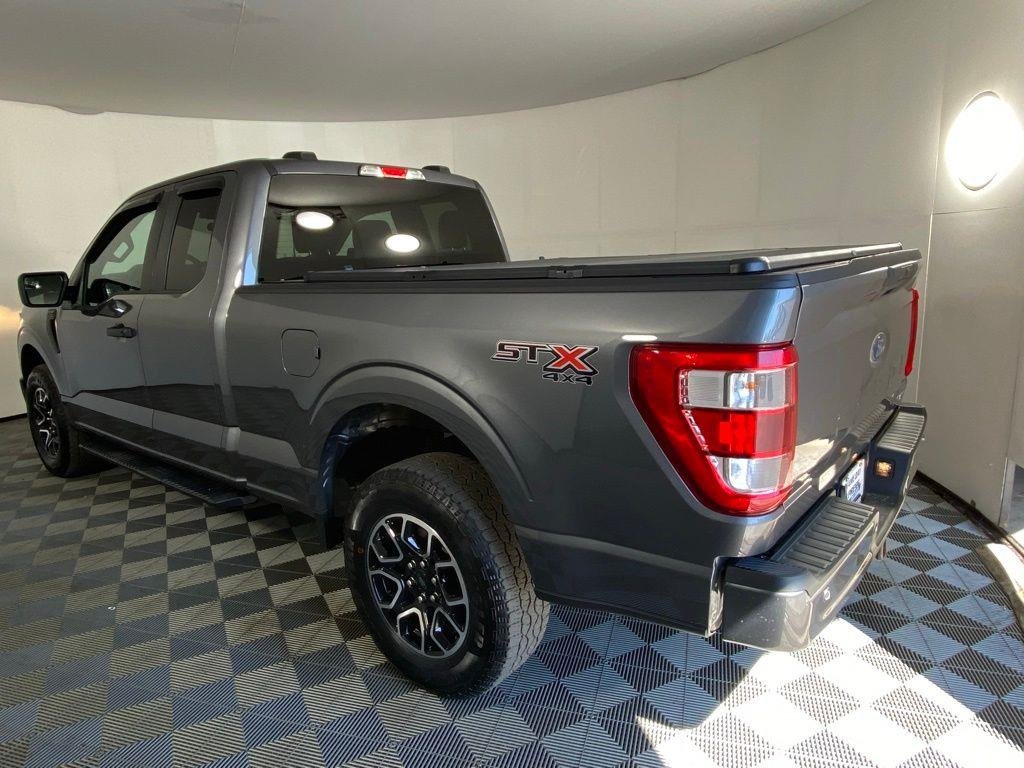 Used 2023 Gray Metallic Ford XL image 12