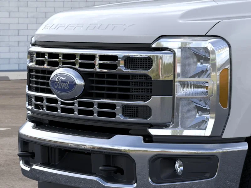 New 2026 Oxford White Ford F-250® XLT image 17