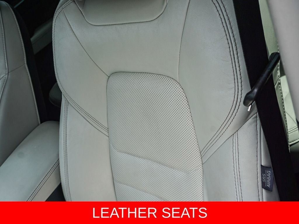 Used 2018 Red Mazda Grand Touring image 20