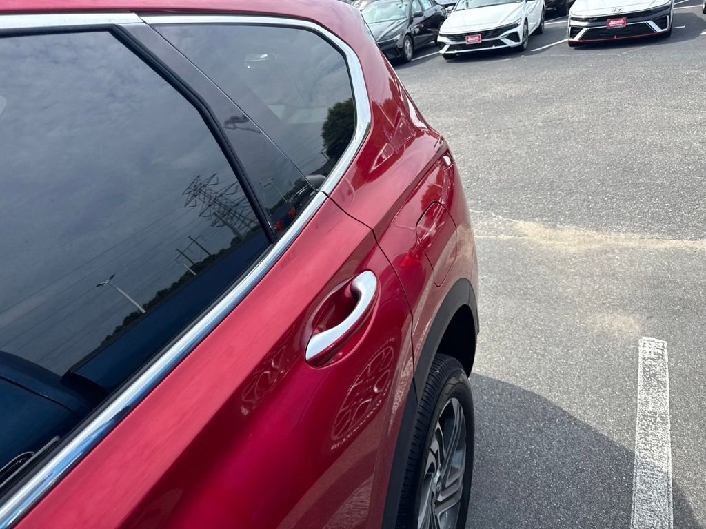 Used 2023 Red Hyundai SEL image 4