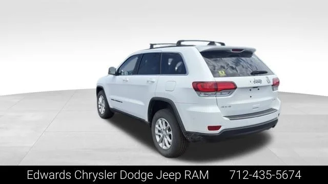 Used 2022 White Jeep Laredo E image 6