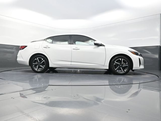 Used 2025 White Nissan SV image 38