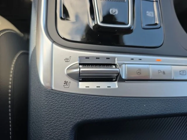 New 2026 Ceramic Silver Kia SX Prestige image 13
