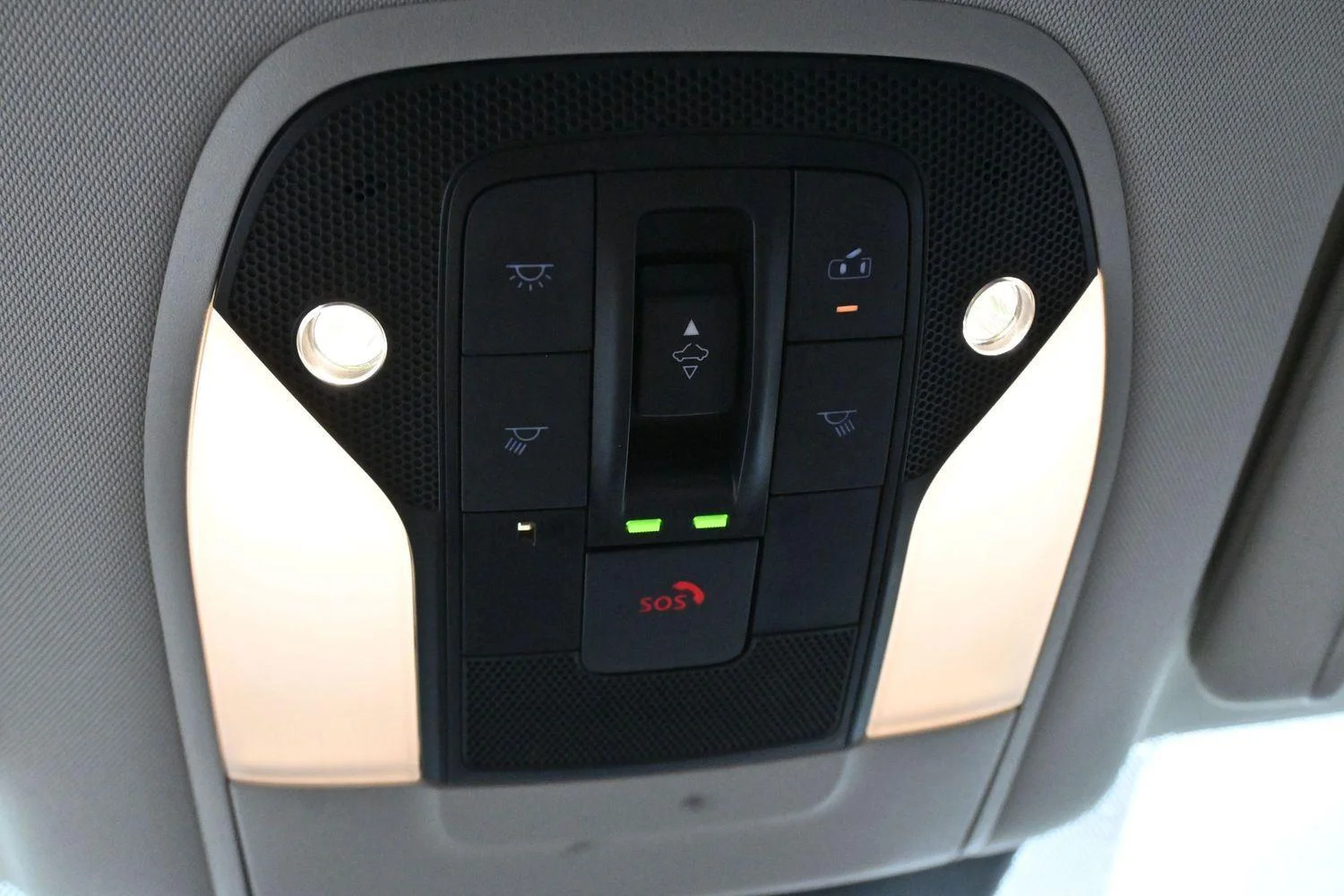 Used 2024 Black Obsidian INFINITI SENSORY image 30