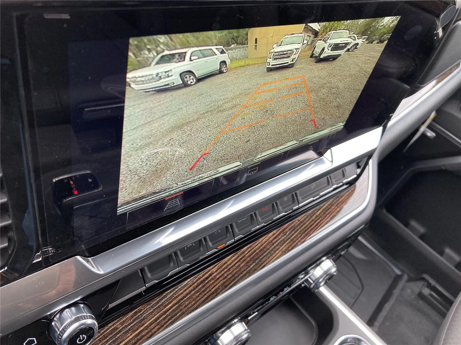 New 2026 Sterling Metallic GMC Elevation image 15