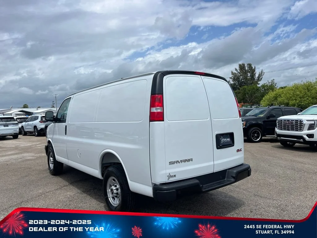 New 2026 Summit White GMC Work Van image 5