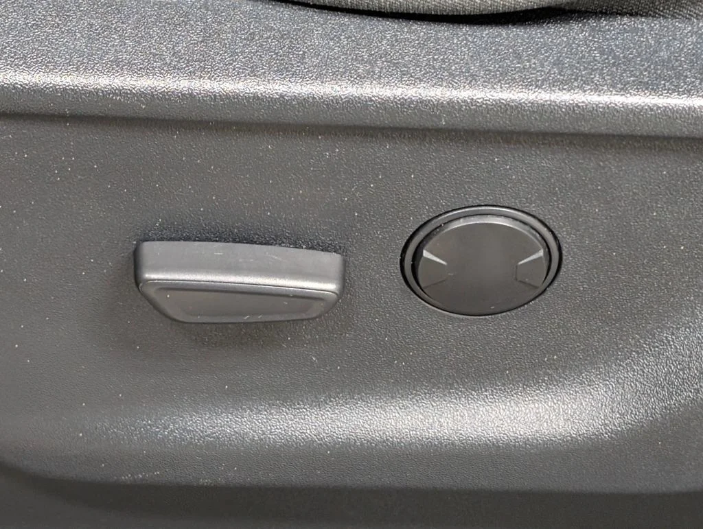Certified Used 2025 Carbonized Gray Metallic Ford XLT image 14